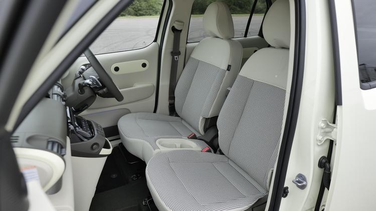 HYUNDAI INSTER ELECTRIC HATCHBACK 85kW 01 49kWh 5dr Auto